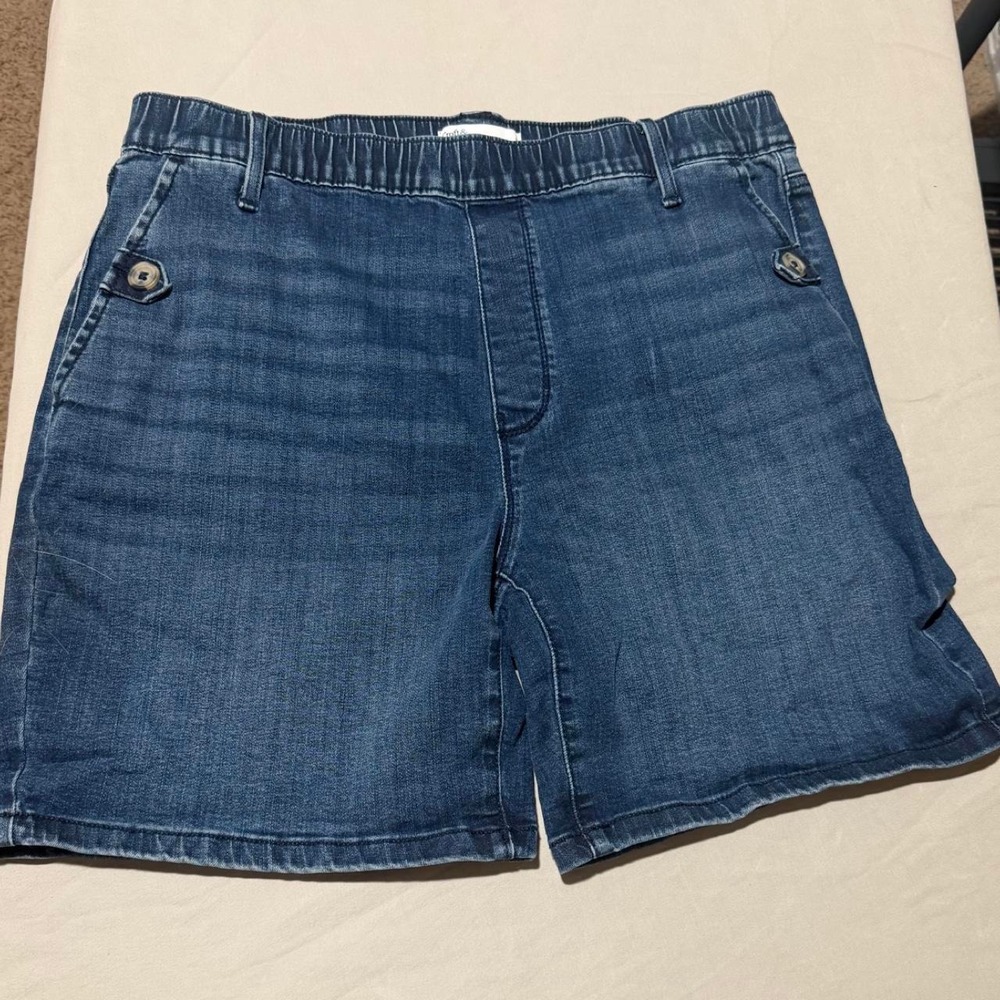Croft & Barrow Womens Blue Denim Elastic Waist Shorts Medium Pull On Pocket